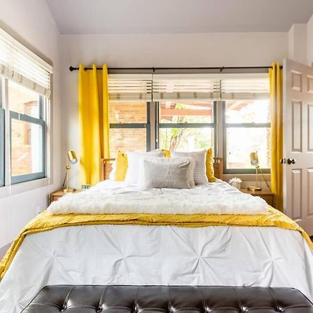 2Br Home W Parking Downtown Charm In Full Bloom! Tucson Exterior foto
