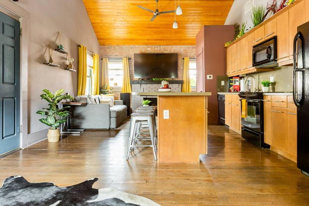 2Br Home W Parking Downtown Charm In Full Bloom! Tucson Exterior foto